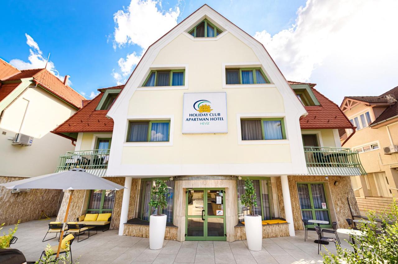 Holiday Club Apartman Hotel เฮวิซ ภายนอก รูปภาพ