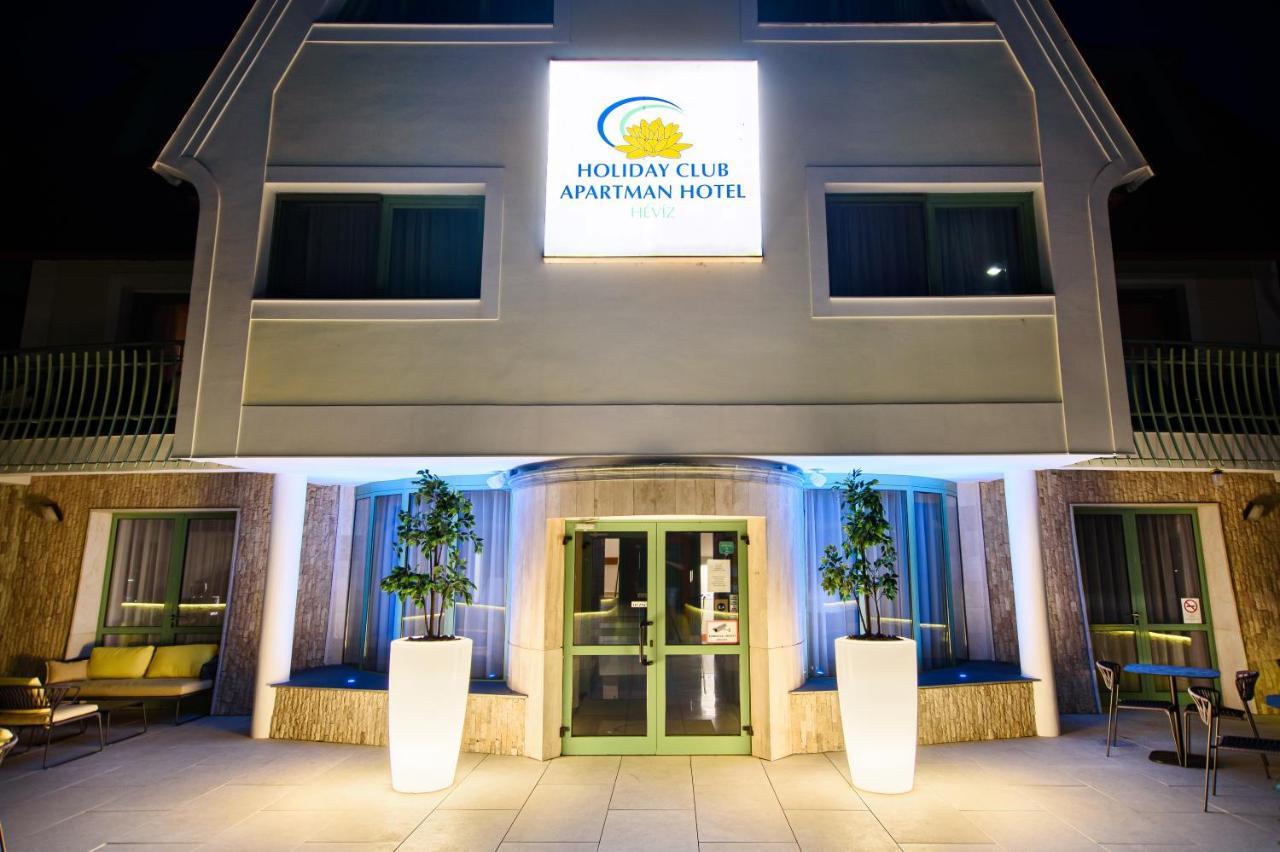 Holiday Club Apartman Hotel เฮวิซ ภายนอก รูปภาพ